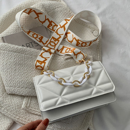 Bolso de Mano Acolchado con Cierre de Solapa para Mujer | Ideal para Uso Diario y Salidas