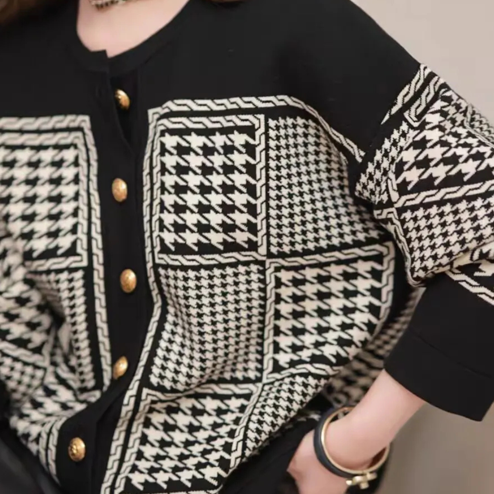 Gilet de Punto con Motivo de Cuadros y Cierre de Botones para Mujer | Ideal para Uso Diario