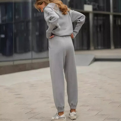 Conjunto de Dos Piezas con Top de Corte Amplio y Pantalón Jogger para Mujer | Ideal para Uso Diario