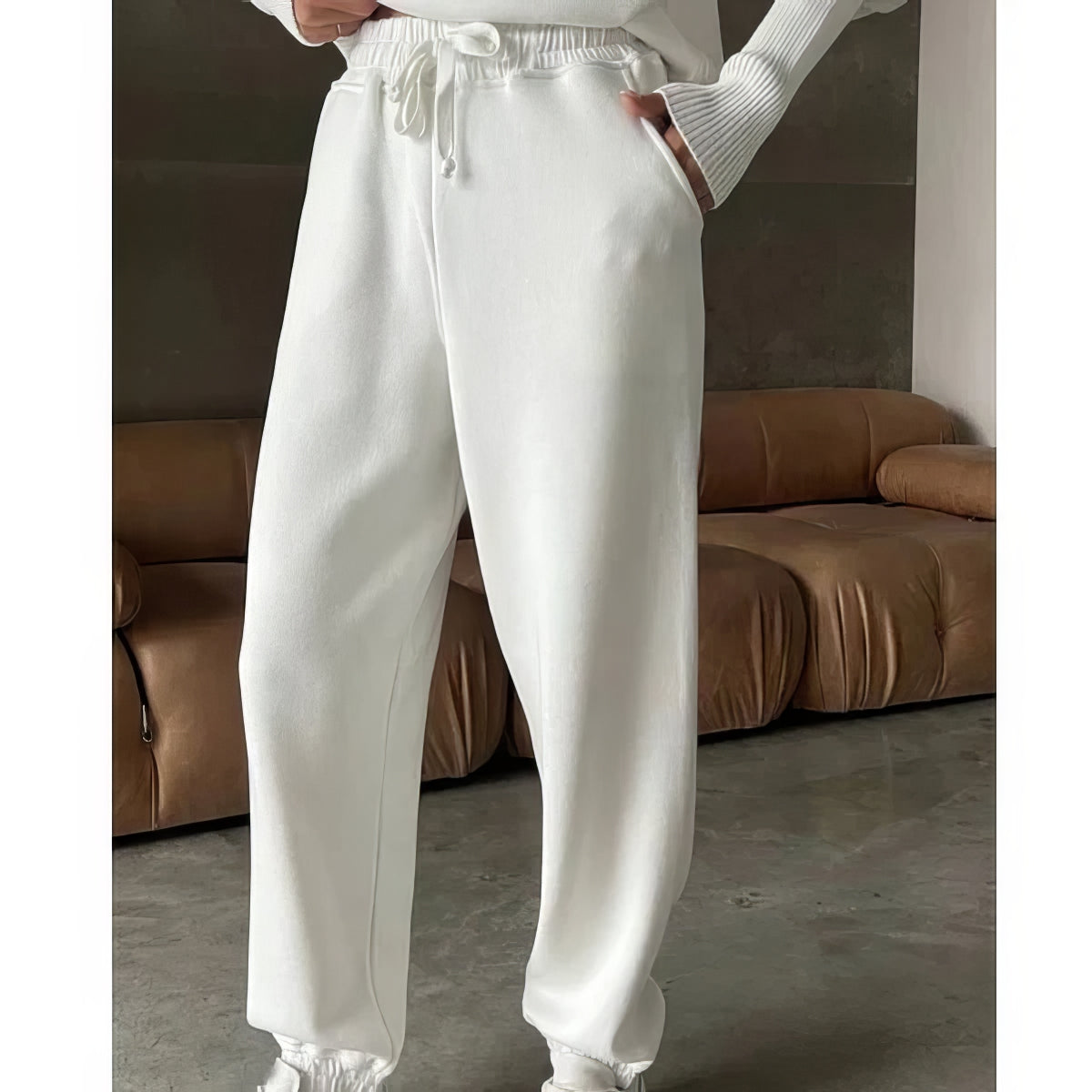 Conjunto de Dos Piezas con Top de Corte Amplio y Pantalón Jogger para Mujer | Ideal para Uso Diario